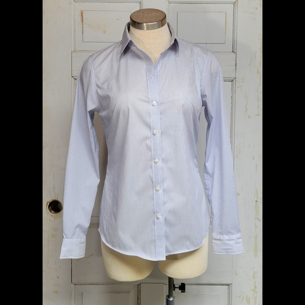 Banana Republic tailored women's button blouse pinstripe size 6